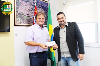 Prefeito Marcelo Vaqueli e Presidente da Câmara Adriano