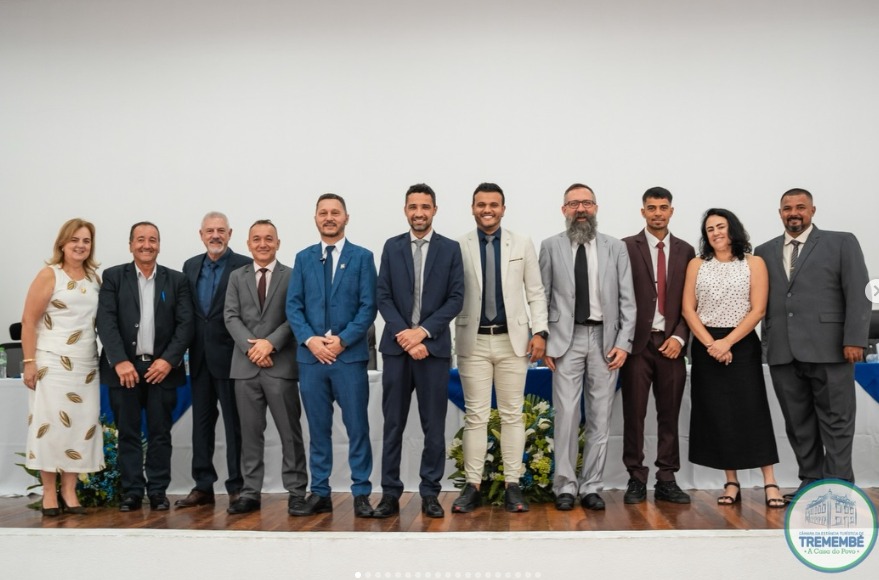 Uma sessão solene histórica