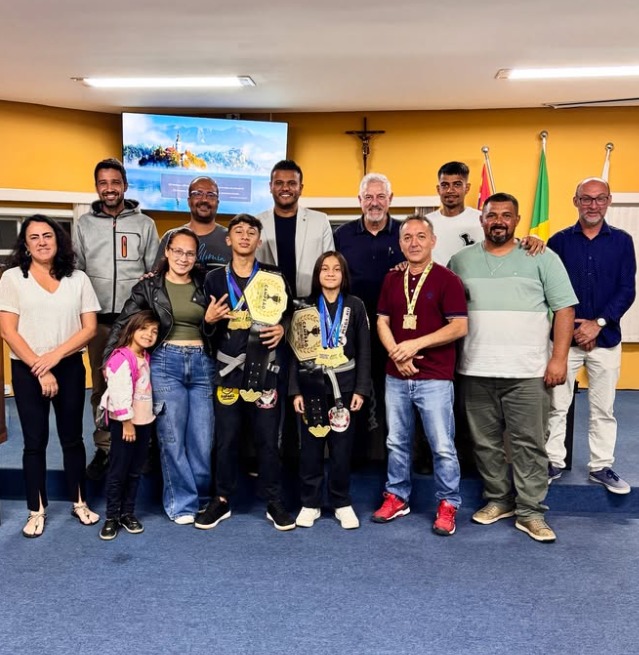 VEREADORES E ATLETAS DO JIU-JÍTSU DE TREMEMBÉ