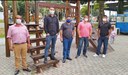 Vereadores solicitam melhorias no playground da praça da bíblia